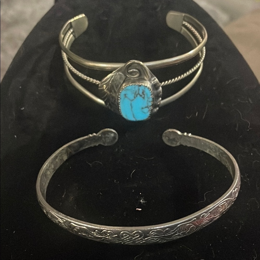 Silver tone and Turquoise Cuff Bracelets set
